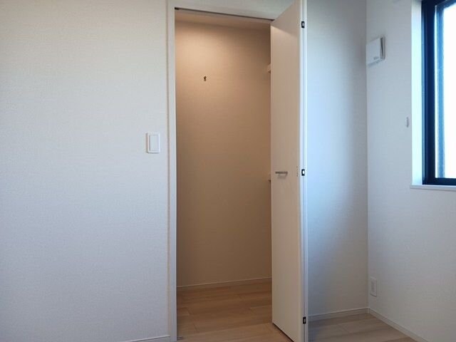 ローレル カルムの物件内観写真