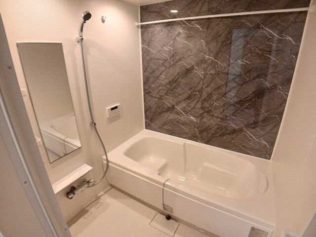 ローレル カルムの物件内観写真