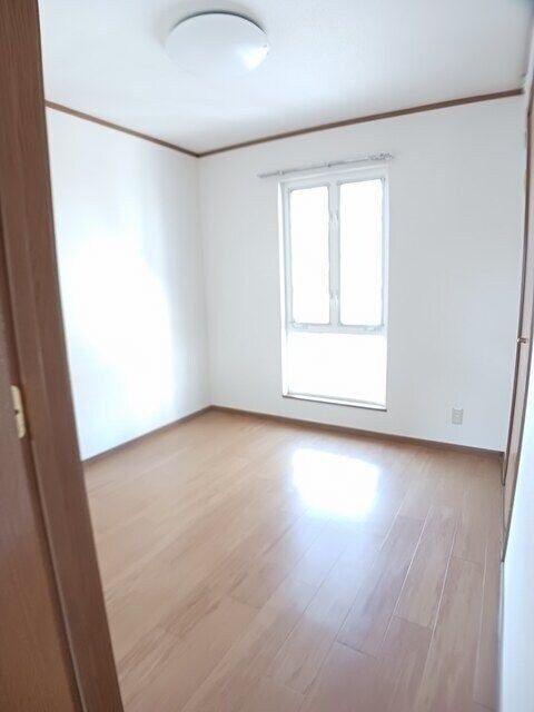 エミール Iの物件内観写真