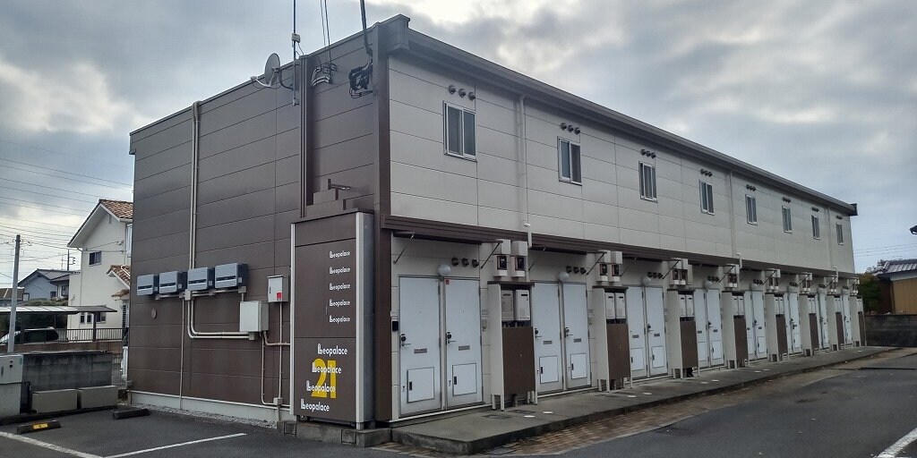 レオパレスラ プリマヴェーラの物件外観写真