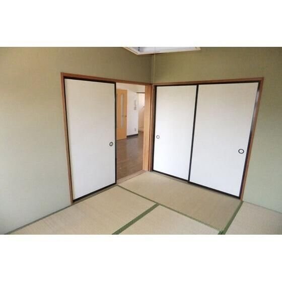 ツインズの物件内観写真