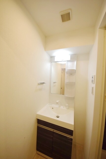 ユリカロゼ西新井の物件内観写真