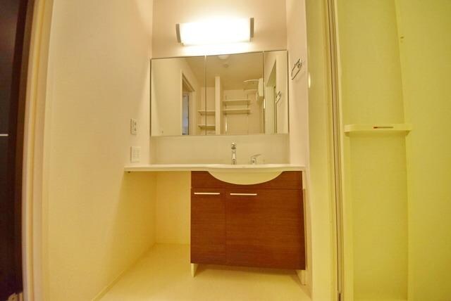 レーヴ IIの物件内観写真