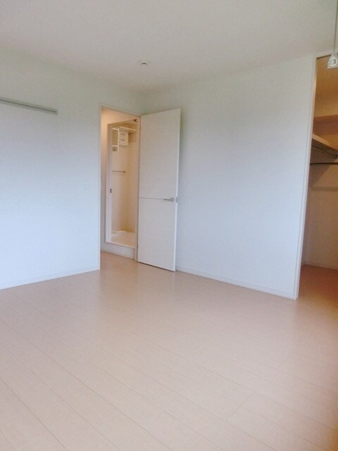 ルミエール ドゥの物件内観写真