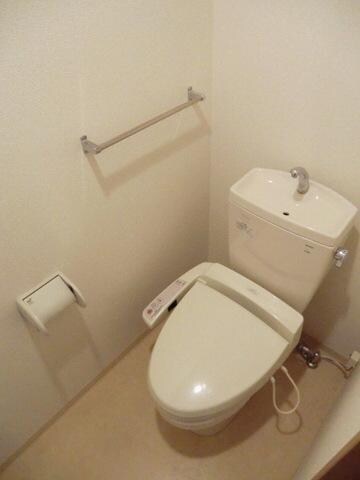 ロイヤルKJの物件内観写真