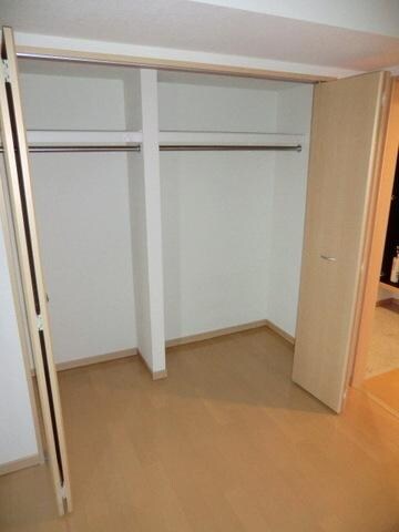 ロイヤルKJの物件内観写真