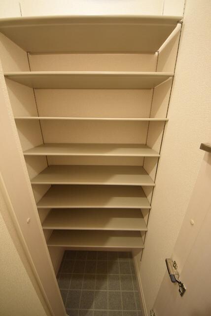 ラピュタ ウイングスの物件内観写真