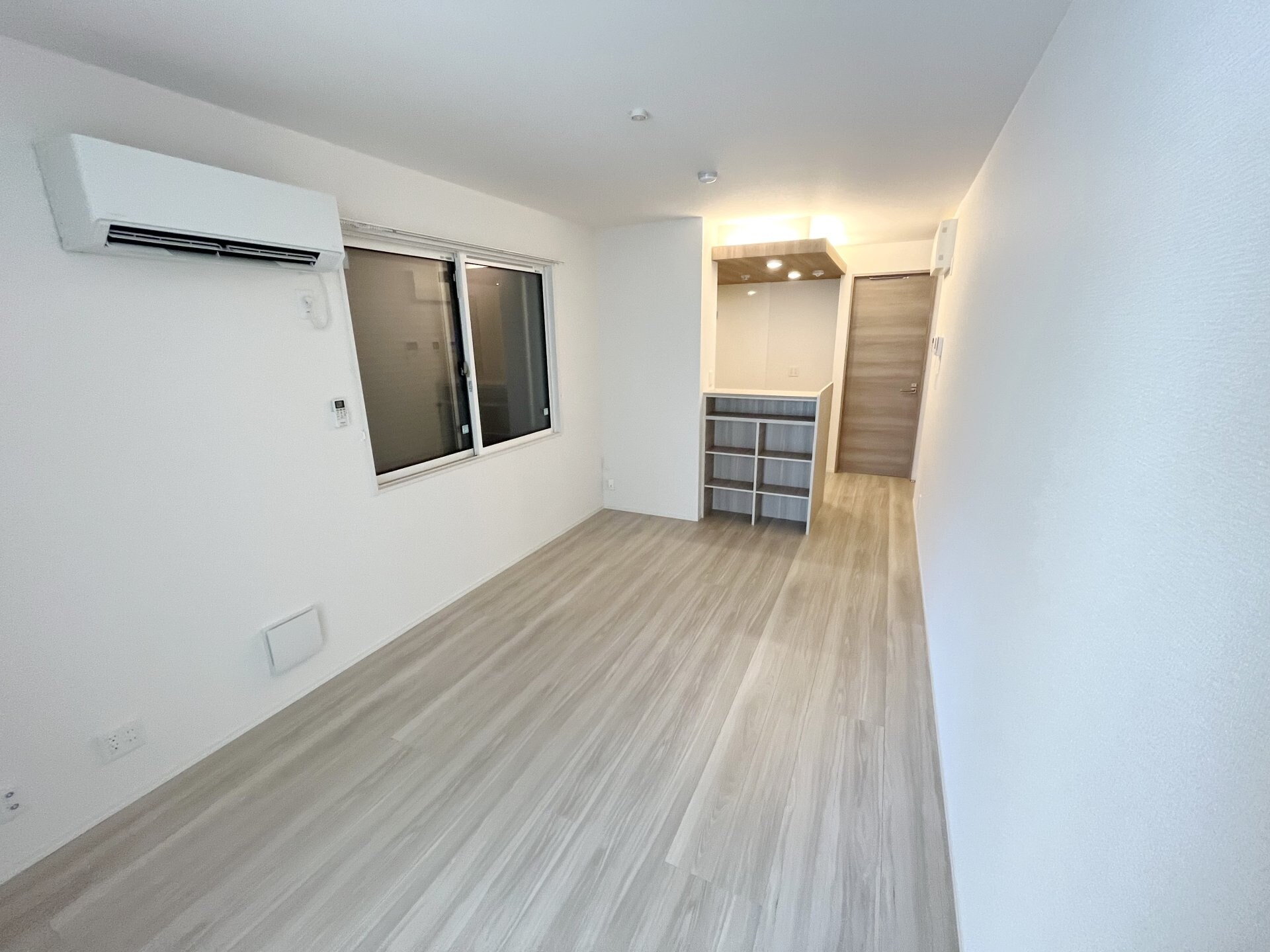 グラナーデ六町IIの物件内観写真