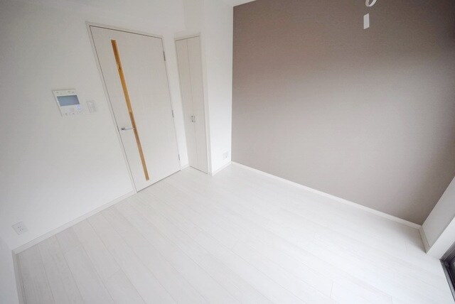 ライジングプレイス綾瀬三番館の物件内観写真