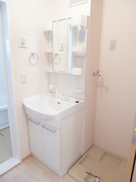 レイクガーデンの物件内観写真