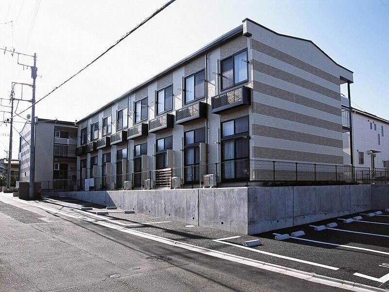 レオパレス美勝園IIの物件外観写真