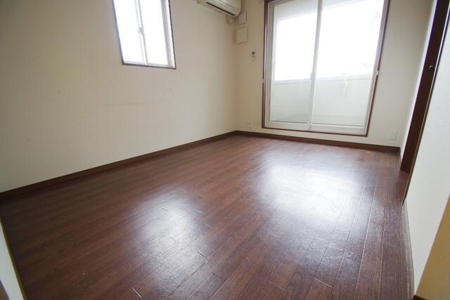 パラディの物件内観写真