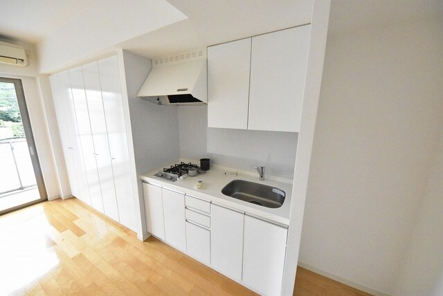 ストーリア神宮前の物件内観写真