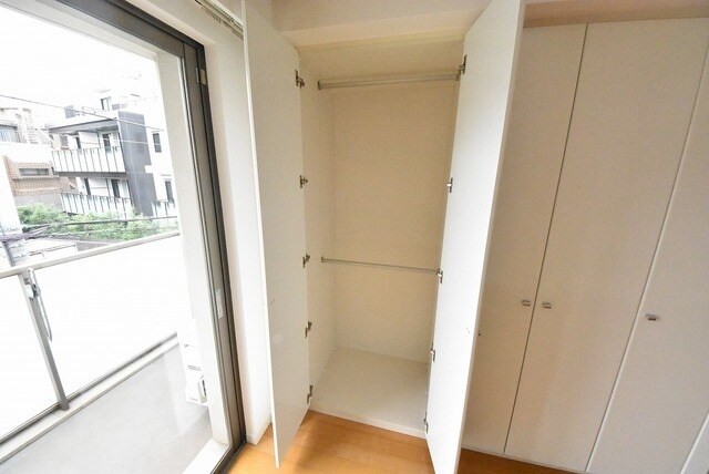 ストーリア神宮前の物件内観写真