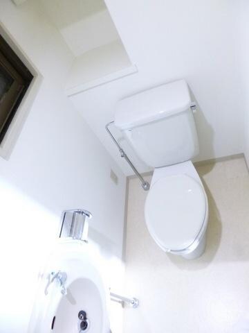 アステリオン松濤の物件内観写真