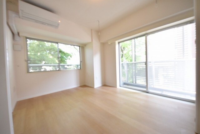 シャレール広尾 2号棟の物件内観写真