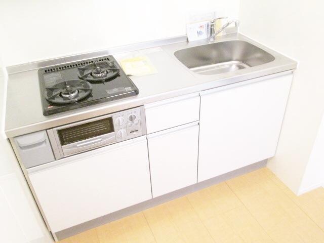 フラット明大前の物件内観写真