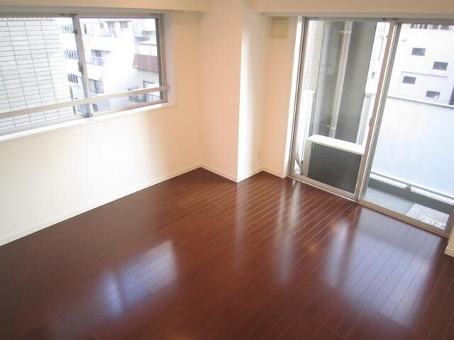 ヴァルトパーク南大井の物件内観写真