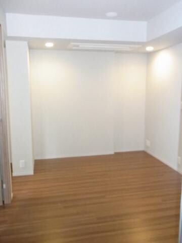 コンフォリア池袋DEUXの物件内観写真