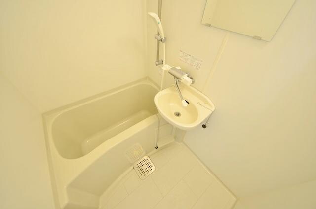 キャパシタス中野の物件内観写真