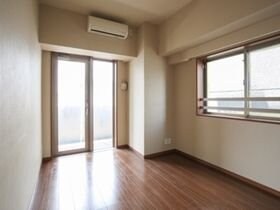 プライムアーバン新宿夏目坂タワーレジデンスの物件内観写真