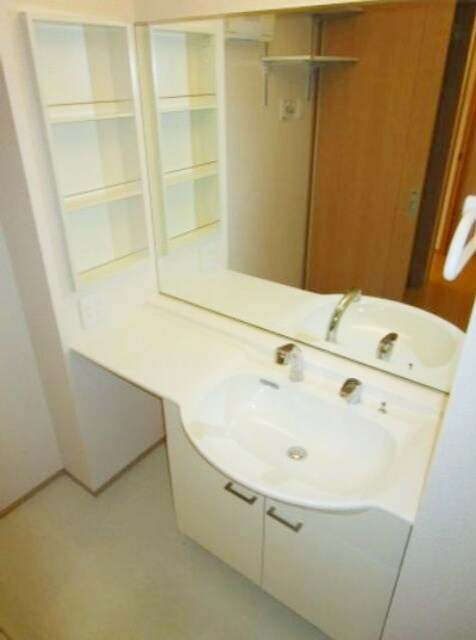 ガーデンハウス Cの物件内観写真