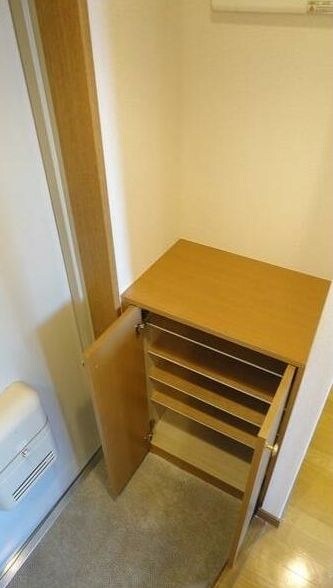 エスコート中野大和町の物件内観写真