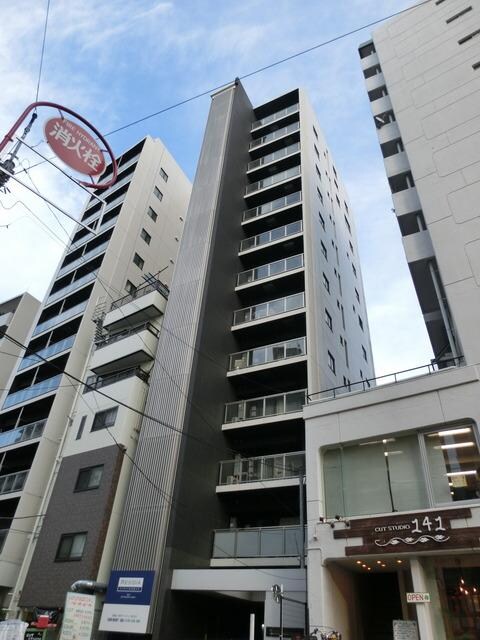 レジディア市谷薬王寺の物件外観写真