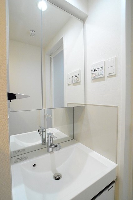 ステージグランデ新中野アジールコートの物件内観写真