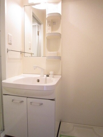 プライムアーバン白山の物件内観写真