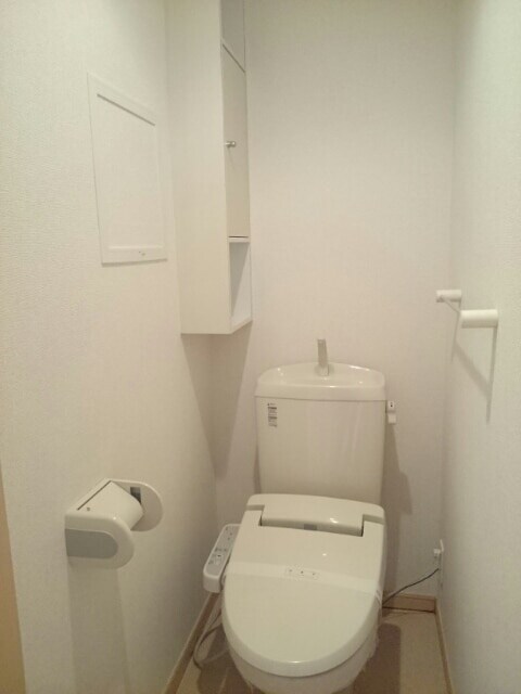 ジュネス・クラールの物件内観写真