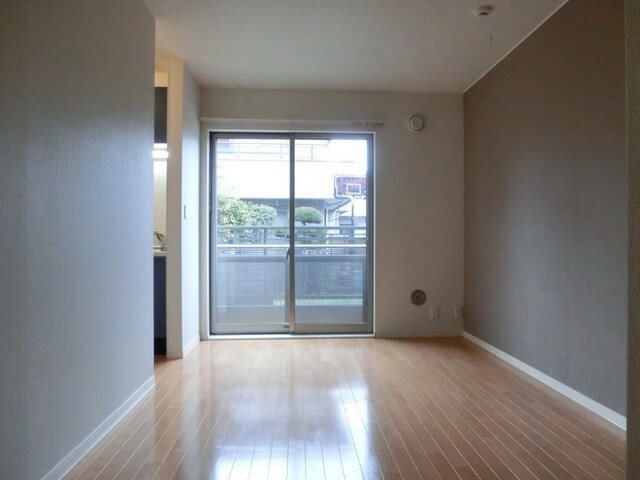 フローラ松が丘の物件内観写真