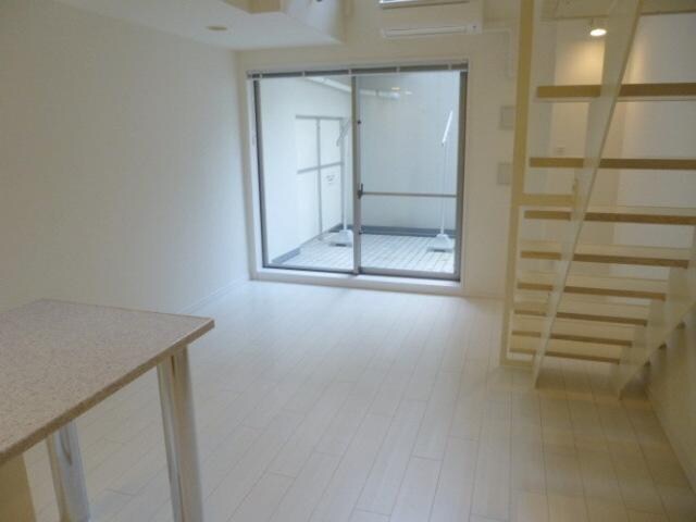 コンフォリア早稲田の物件内観写真