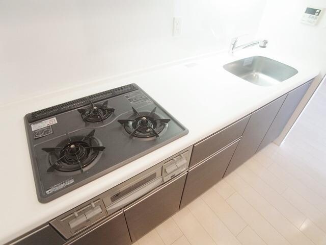 コンフォリア駒場の物件内観写真