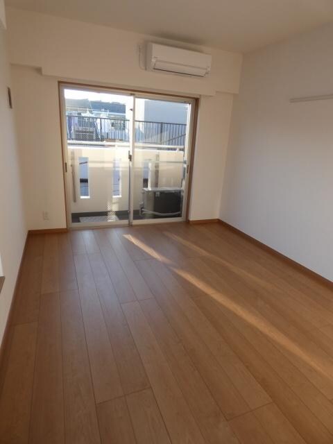 コスモリード蚕糸の森公園の物件内観写真