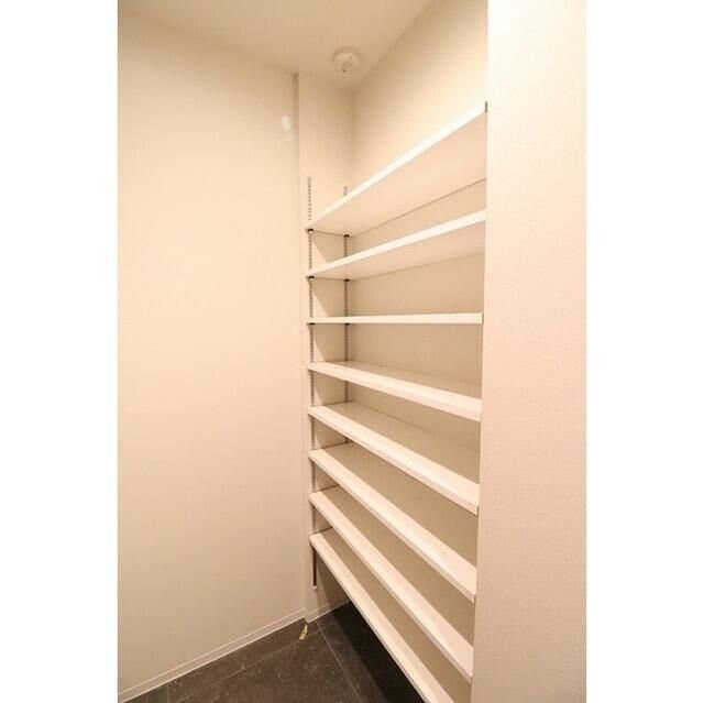 The Grand Terrace Wakabayashiの物件内観写真