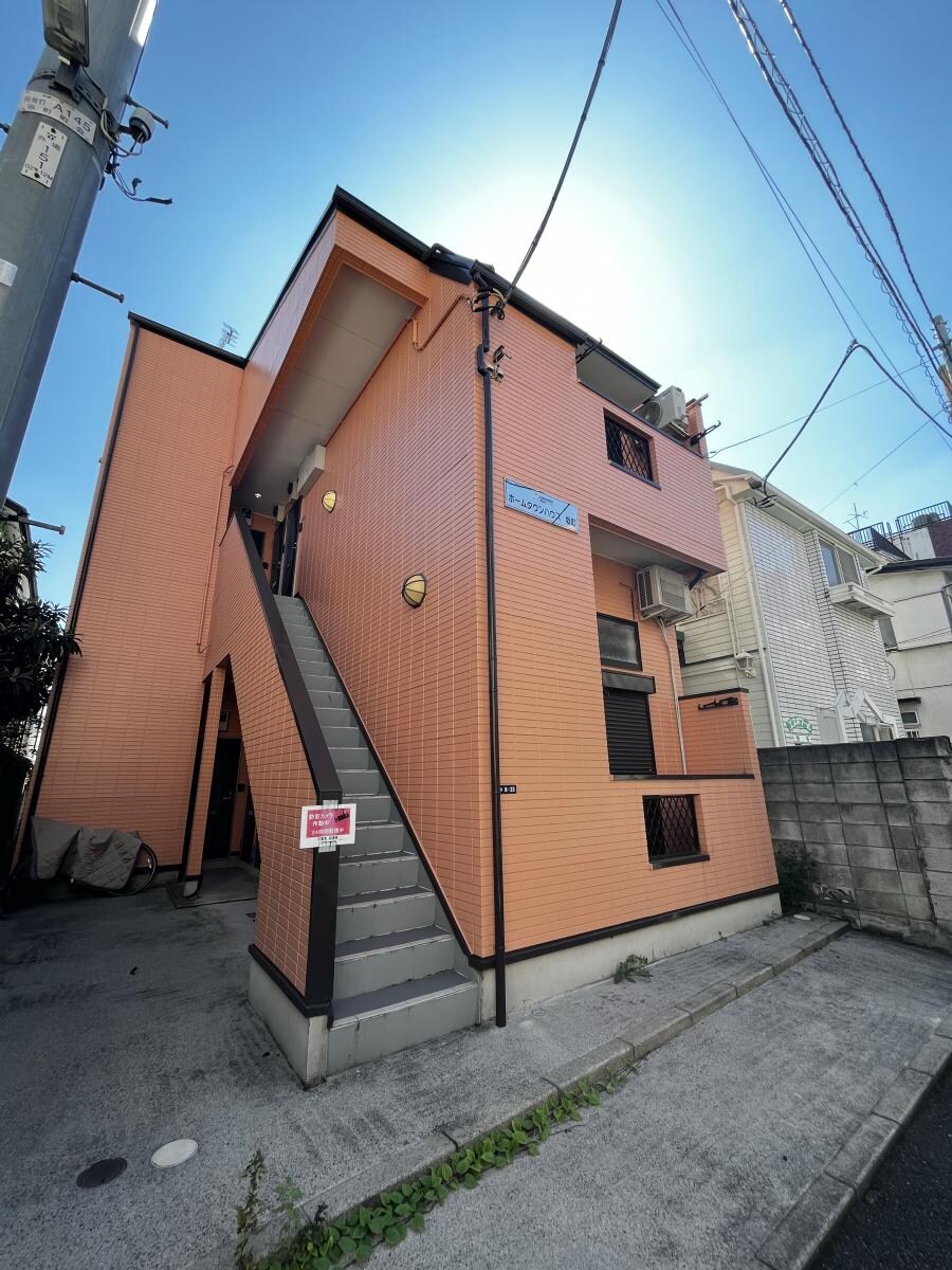 ホームタウンハウス坂町の物件外観写真