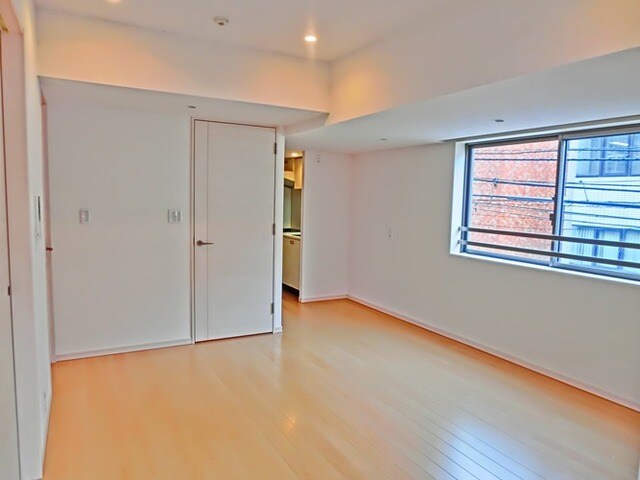 エスティメゾン四谷坂町の物件内観写真