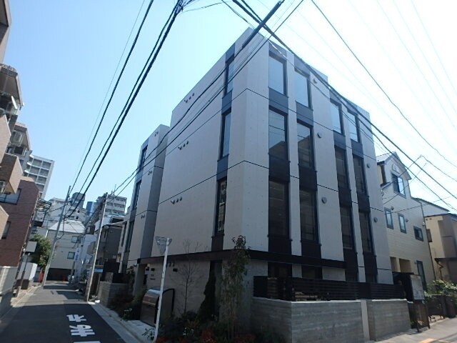 LAPiS中野坂上IIの物件外観写真