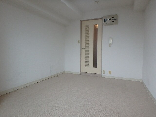 サンパレス松庵の物件内観写真