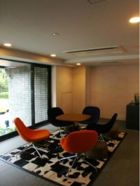 フレンシア外苑西の物件内観写真