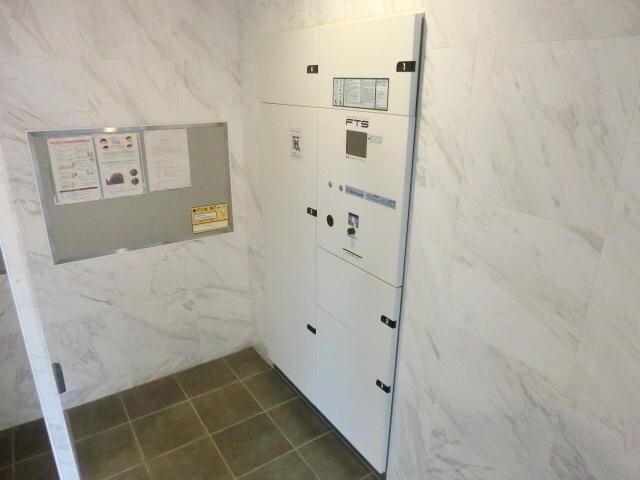 コンフォリア中野の物件内観写真