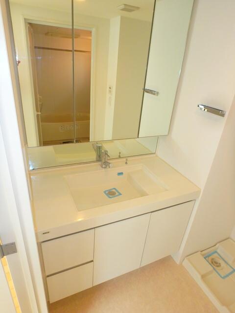 コンフォリア中野の物件内観写真