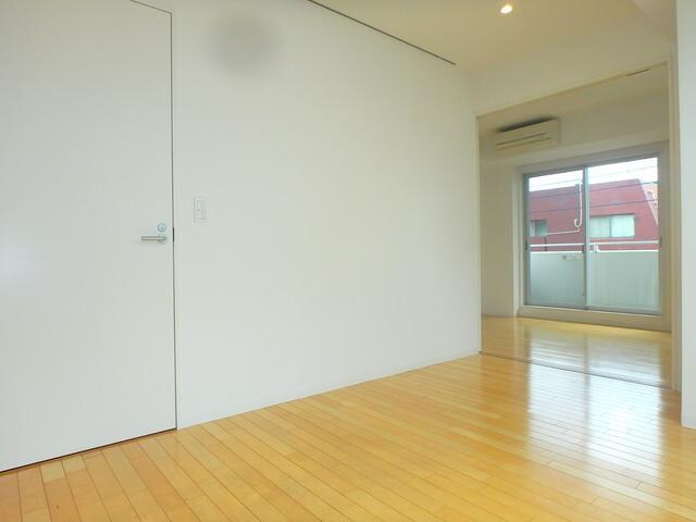 コンフォリア中野の物件内観写真