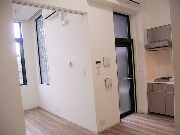 ZOOM中野坂上の物件内観写真