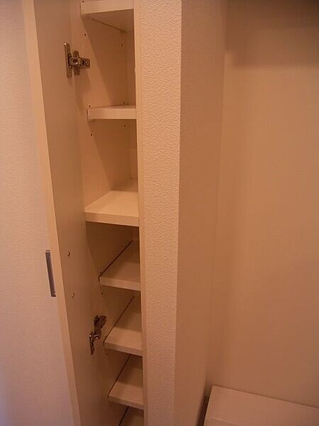 ZOOM中野坂上の物件内観写真