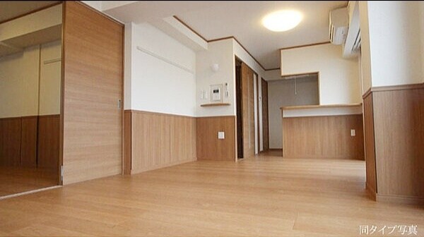 リンクフィールド中野の物件内観写真