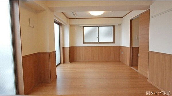 リンクフィールド中野の物件内観写真