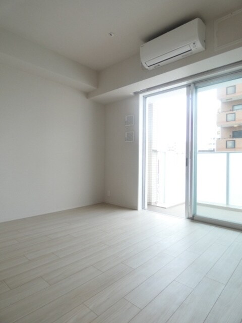 コンフォリア新中野の物件内観写真