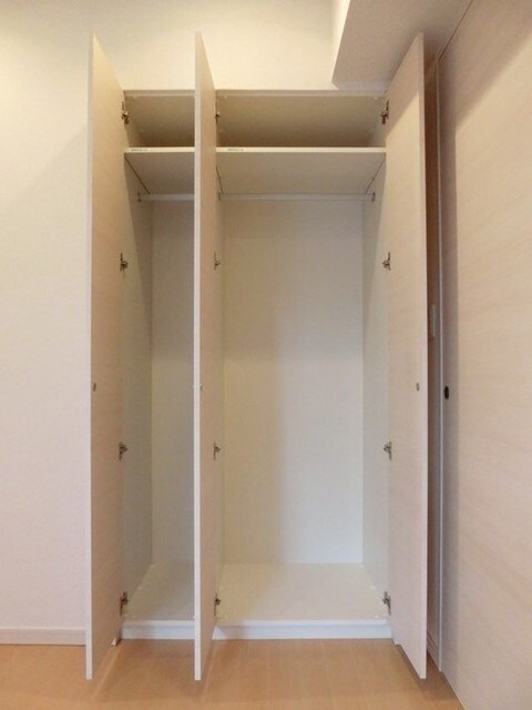 エスティメゾン四谷坂町の物件内観写真